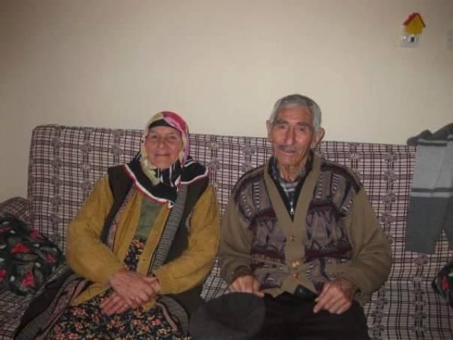 Fatma Kalik (1930-2015) ve Süleyman  (Terzi) Kalik (1930-2015)  Fotoğraf: Ahmet Kalik arşivi 