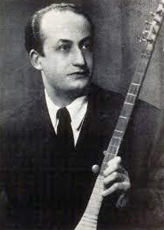 Çifteler Köy Enstitüsü Müdürü Hüseyin Avni Özbenli (1919-2007), Yurttan Sesler Topluluğu bağlama sanatçısıydı 