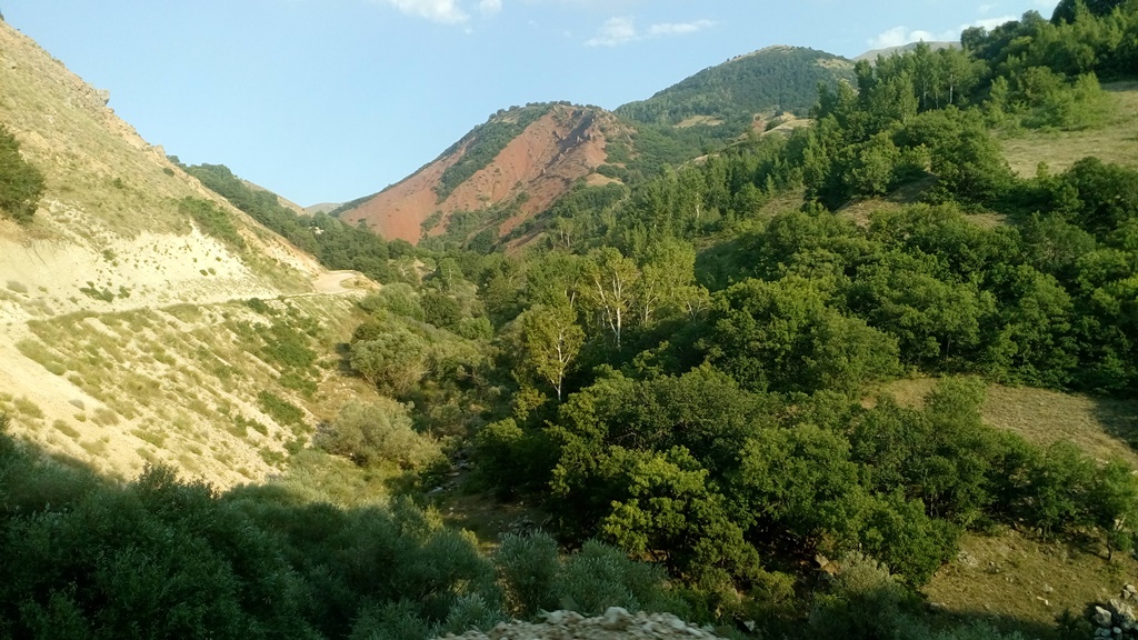 Pülümür Kayırlar köyü (Dağ başında unutulanların öyküsü) 