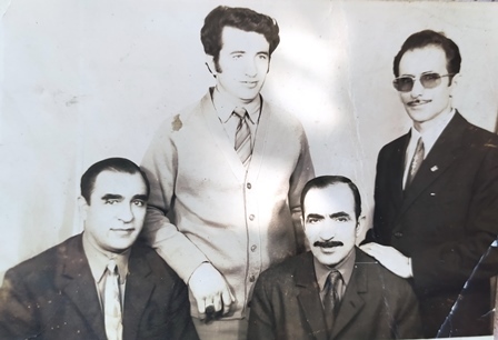 (Soldan sağa ön sıra) Hüseyin Aslan, Ali Fırat. (Arka sıra soldan sağa) Aşur Aslan, Musa Aslan (Fotoğraf: Ali Rıza Aslan arşivi)