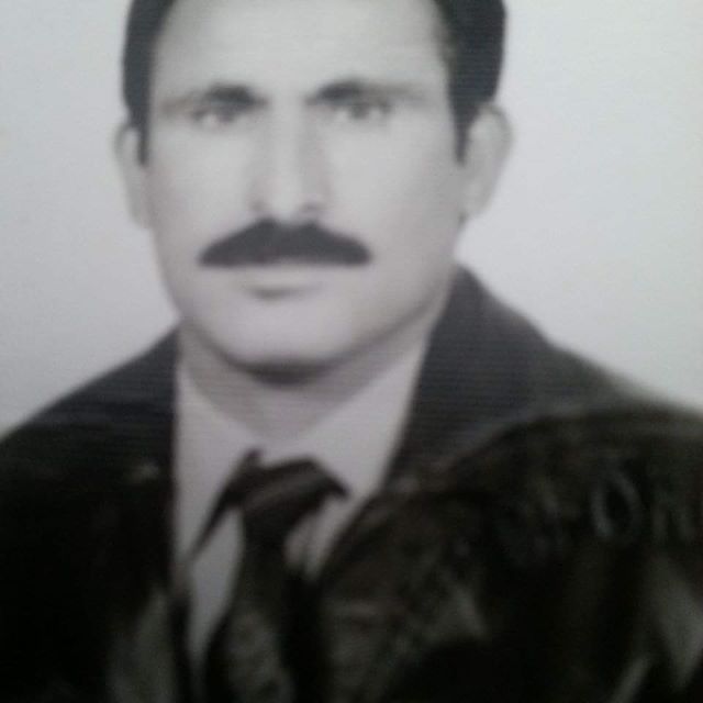 Pülümür Akdik Köyü Muhtarı (1977-1984) Mustafa Dalkılıç, Öğretmen Sıtkı Ay’la sıcak  bağlar kurmuştu.  Fotoğraf: Hüseyin Dalkılıç arşivi