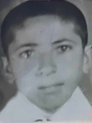 Mezra (Köyü) İlkokulu 1966 yılı birincisi Mustafa Susan, Mayıs 1966.