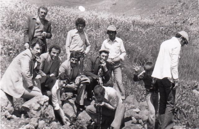 Nuri Gökçek, Zübeyt Çelik,  Mihmani Süvari,  Adem Yılmaz,  Arpaçay   Polat  köyü, 1976, Fotoğraf:  Zübeyt Çelik