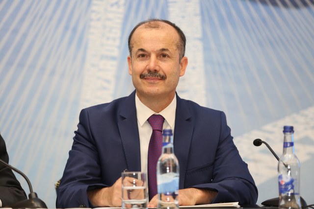 Yunus Emre Enstitüsü Başkanı, Türkçe Öğreniyorum kitaplarının editör ve yazarı Prof. Dr. Şeref Ateş (UNICEF'ten kaç lira kaynak aktarıldı?)