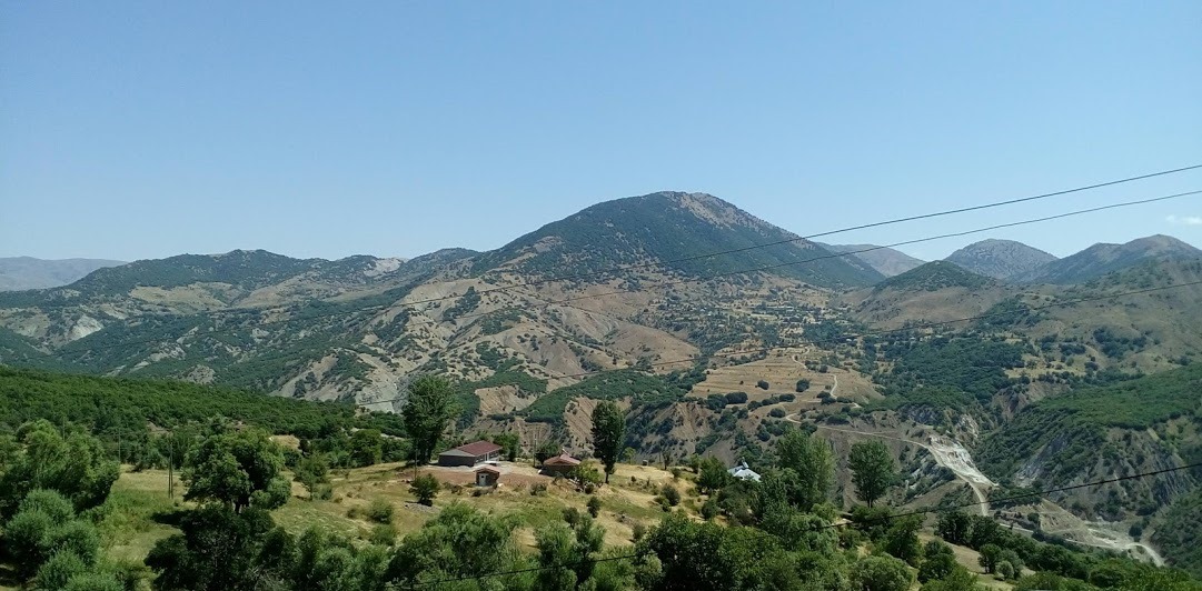 Pülümür Uzunevler (Pardiye) köyü 