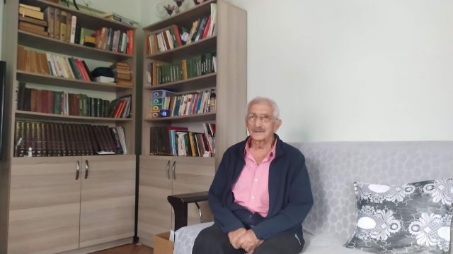 Erzurum Pulur Köy Enstitüsünün Pülümür Kocatepeli öğrencisi İbrahim Seyitcemaloğlu, 96 yaşında, 11 Mayıs 2023.