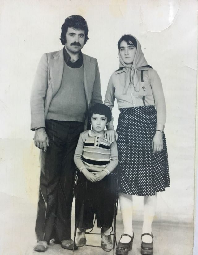 Kemal Çiçek, eşi Zennure Çiçek ve oğlu Alişan Çiçek’le.