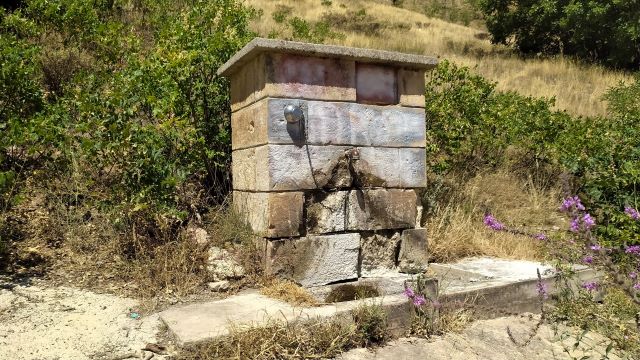 PÜLÜMÜR DEREBOYU’NDA AĞLAYAN  ÇEŞME